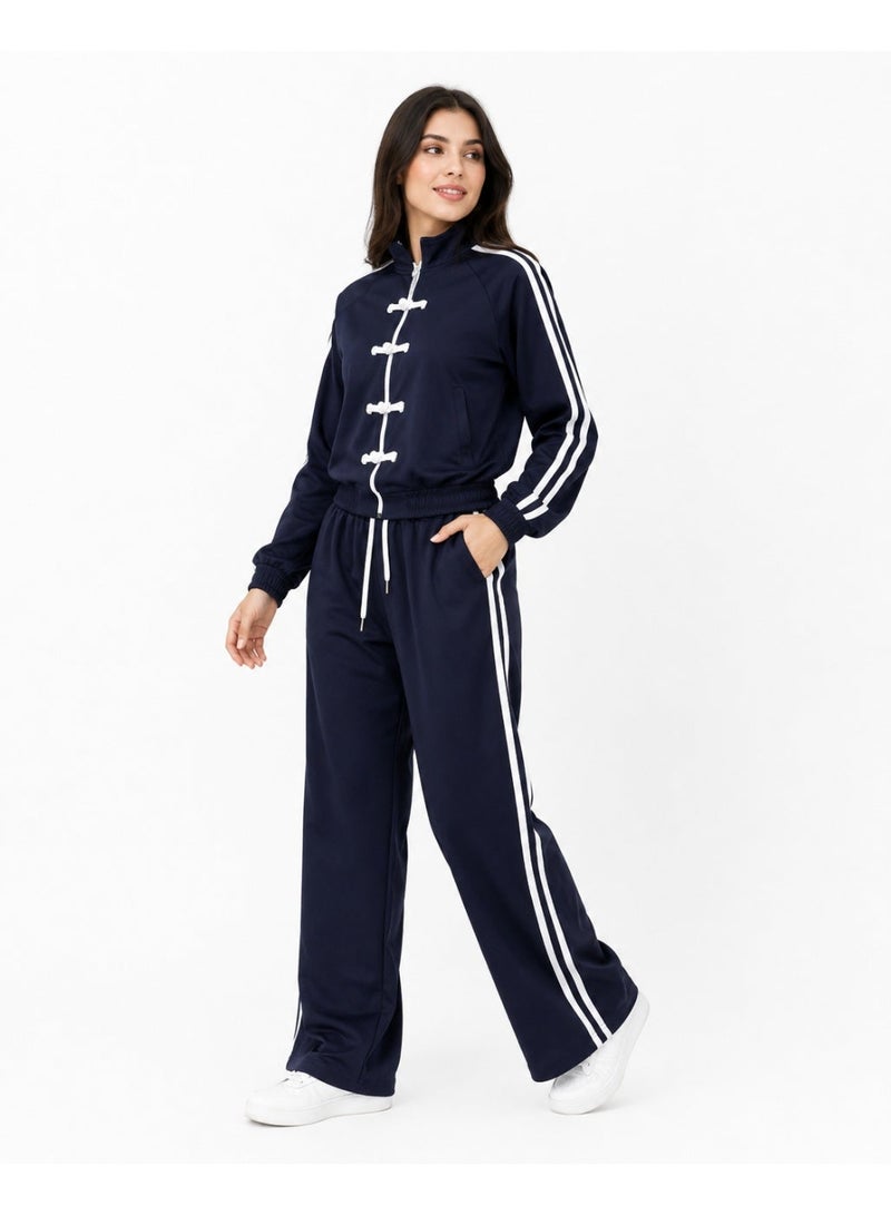 Caesar Women's sporty tracksuit featuring a zipper and drawstring ties at the chest. - Image 1