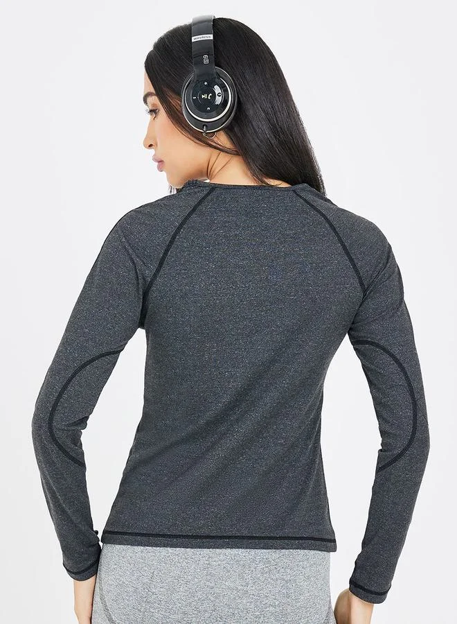 ستايلي Melange Stitch & Thumbhole Detail Minimal Slogan Top