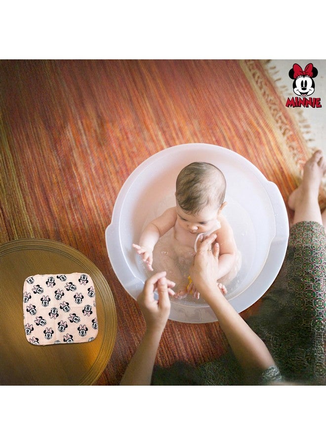 Cudlie مجموعة مناشف استحمام ميني ماوس | منشفة استحمام ميني ماوس بغطاء رأس للأطفال | مناشف هودي ميني و 5 قطع قماش للغسيل | مستلزمات حديثي الولادة | ناعمة وفخمة | وردي/أبيض | مرخصة رسميًا - Image 4