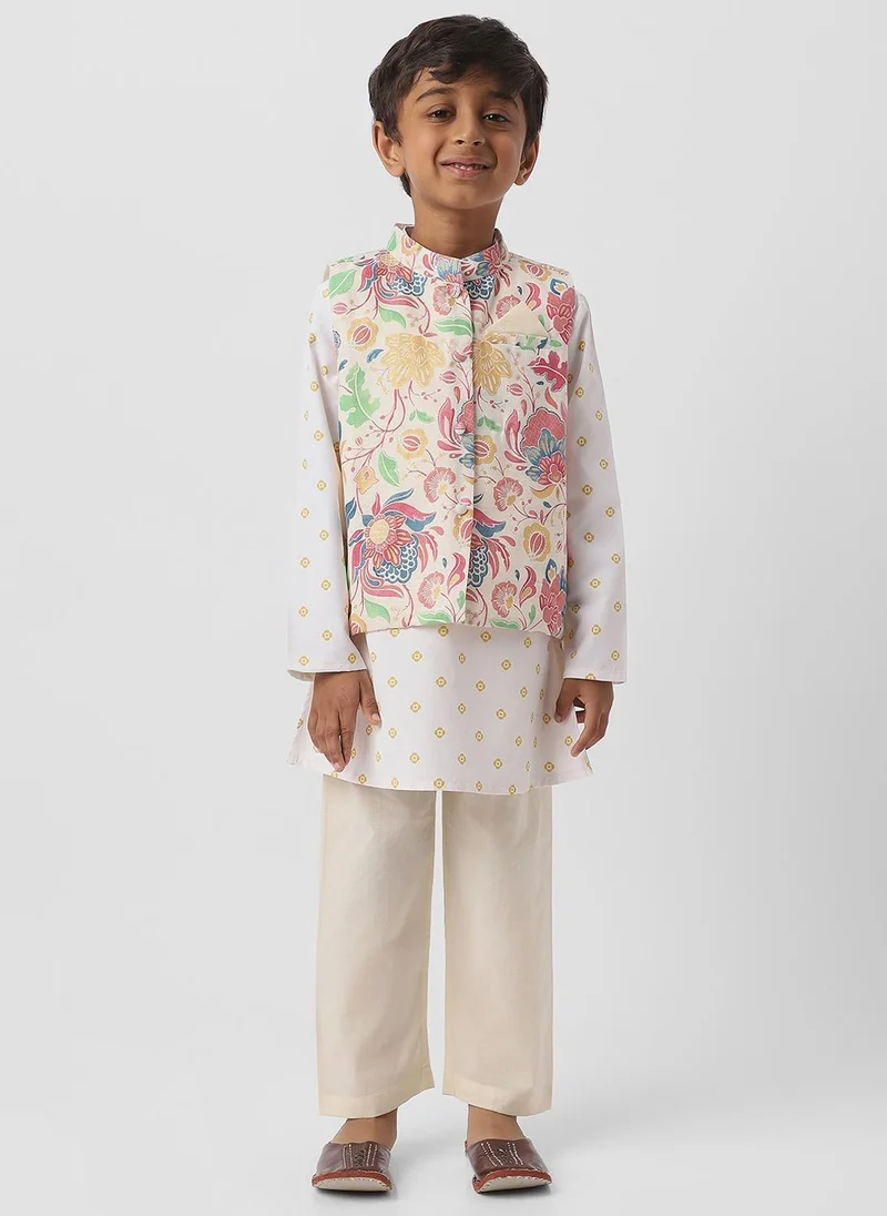 نوتيناتي طقم كورتا قطني للأولاد من نوتيناتي بجيب مربع مطرز مع سترة نيهرو مطبوعة