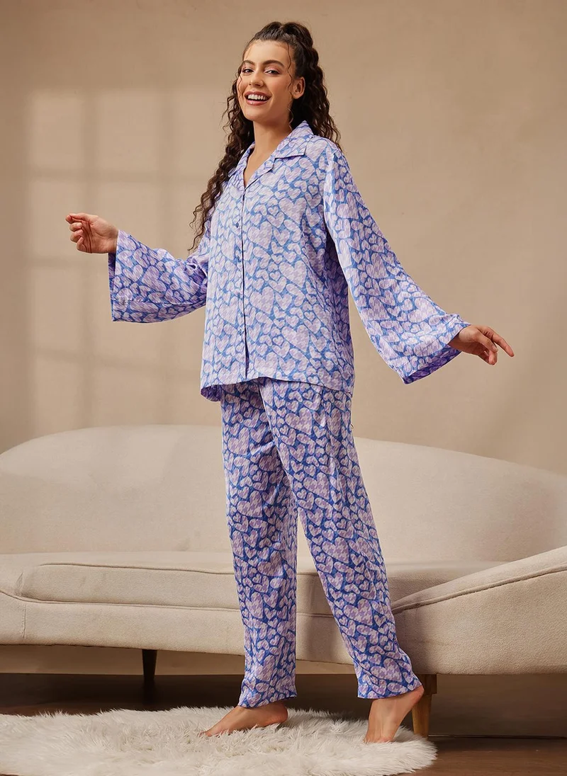 كلوفيا Clovia Heart Print Button-Down Shirt & Pyjama Set in Purple - Satin