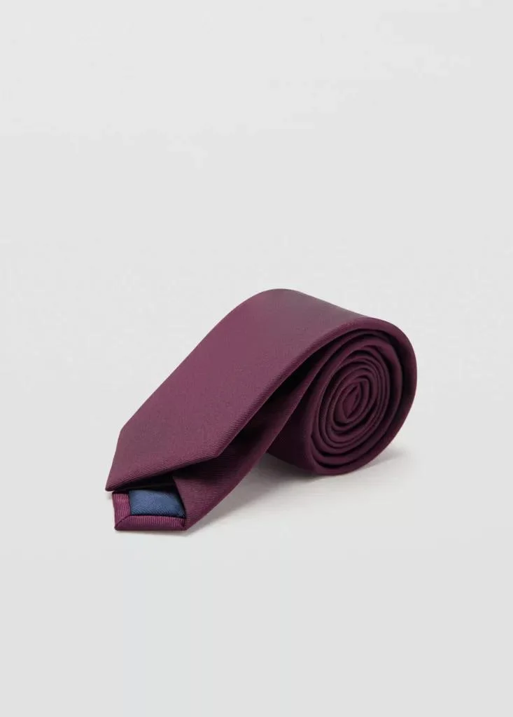 Smooth Micro-Structured Tie