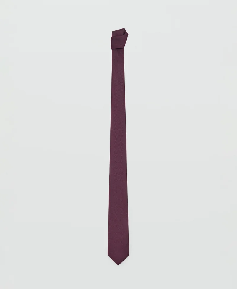 Smooth micro-structured tie