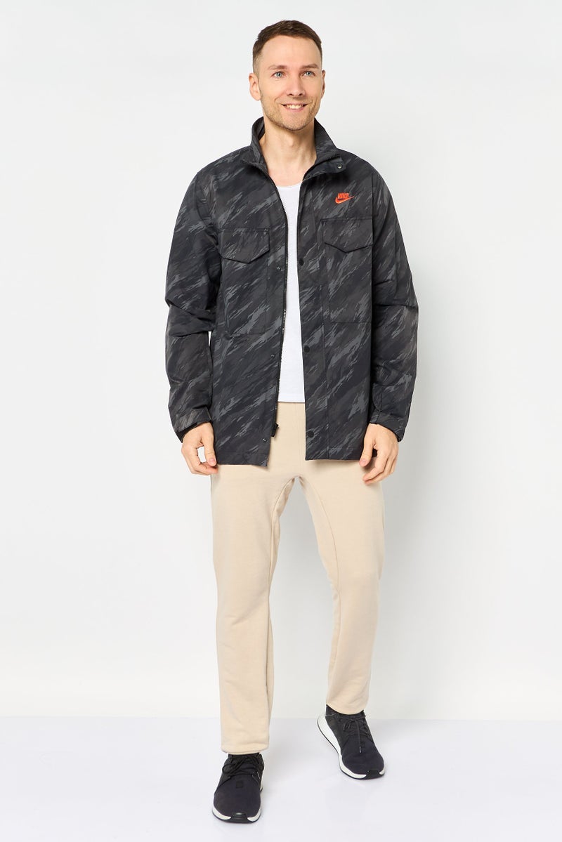 Nike Men Sportswear Fit Camouflage Outdoor Jacket, Multicolor - Image 3