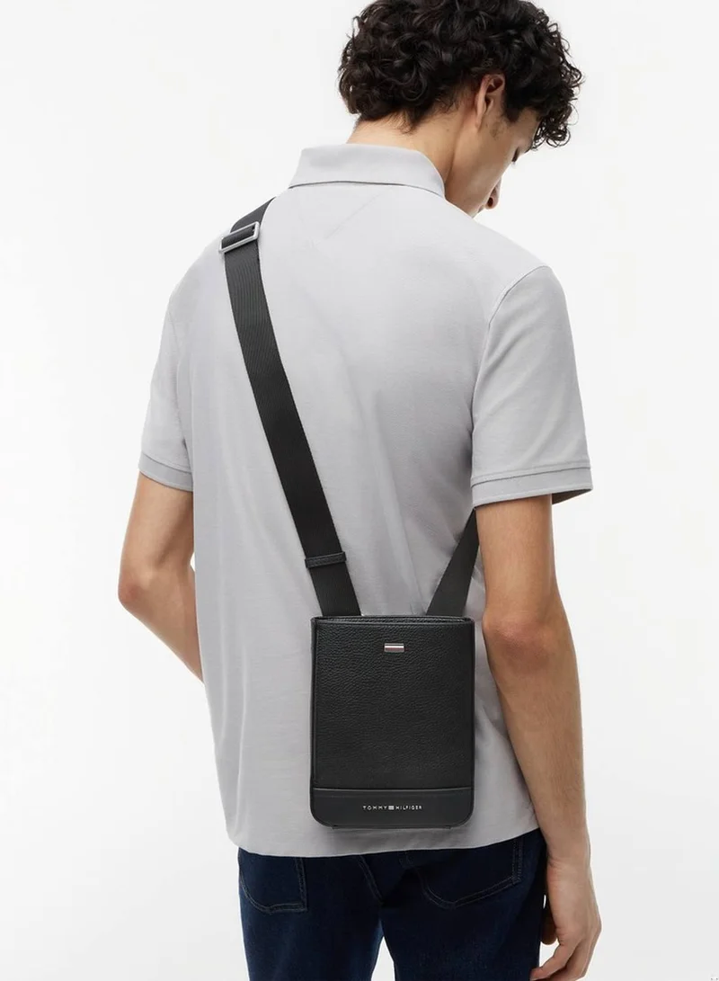 Tommy Hilfiger Central Mini Crossover Bag