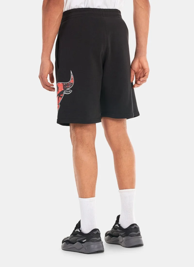 NEW ERA Men's Chicago Bulls Team Logo Shorts