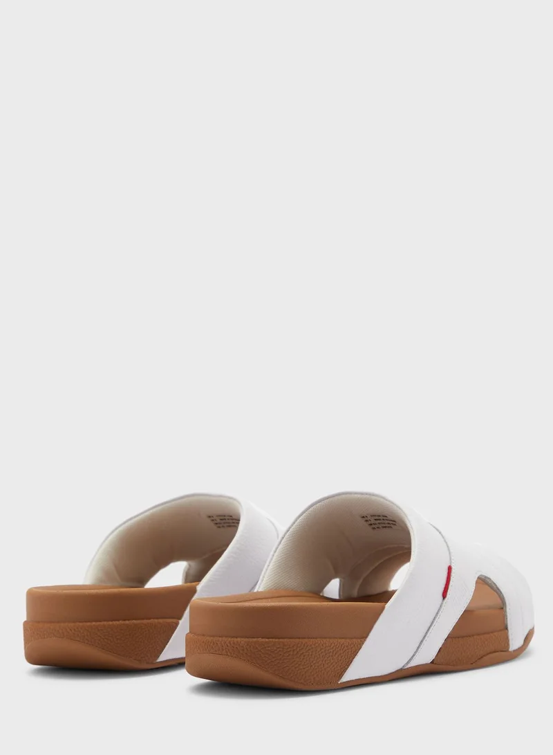 فيت فلوب شبشب بشعار الماركة