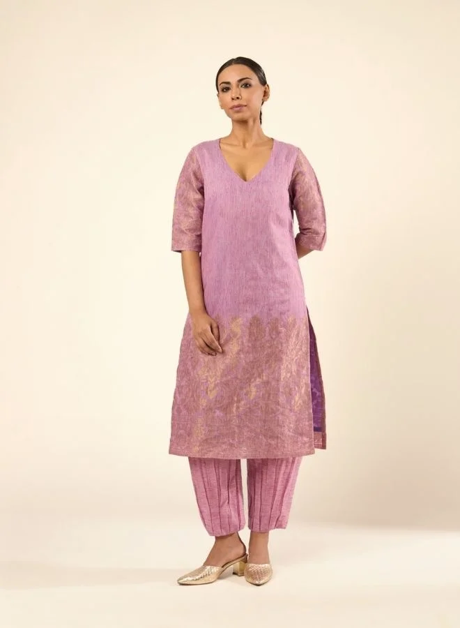 أبهشتي Zari Banswara Border Kurta Set- Pink
