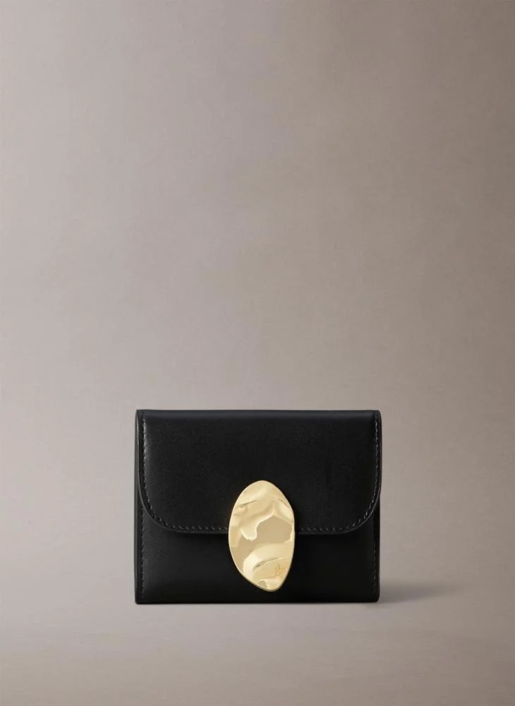 كالفن كلاين Causal Stone Lock Trifold Wallet