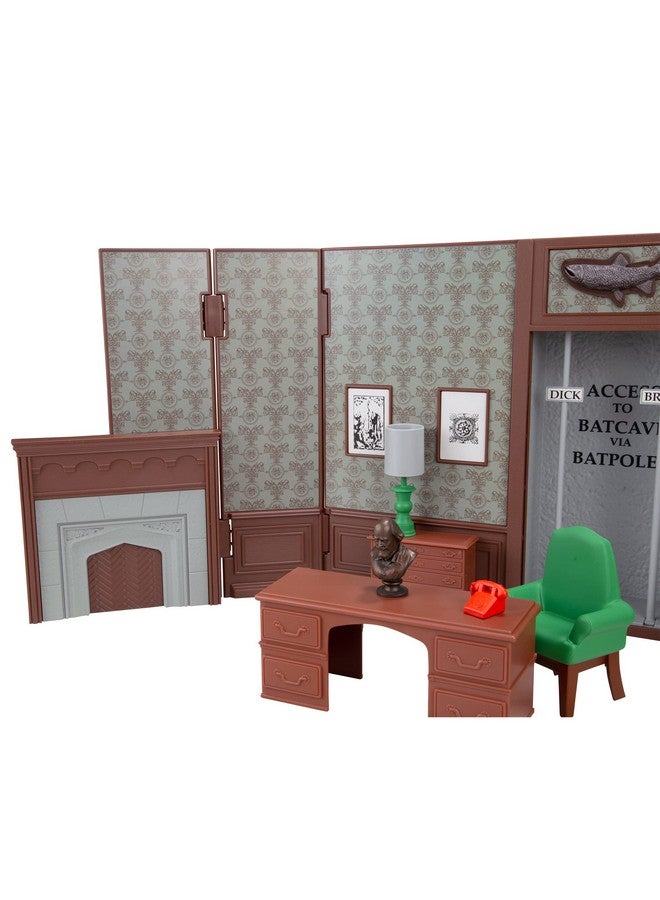 McFarlane Toys - DC Retro Wayne Manor Library (Batman 66') Playset - Image 2