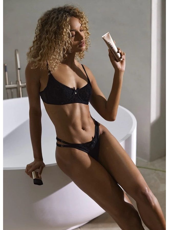 Bali Body هايلايتر بالي بودي | لمسة لامعة فاخرة | تقنية سائلة تعكس الضوء | لمسة لامعة خالية من العيوب - 100 مل / 3.4 أونصة سائلة - Image 4