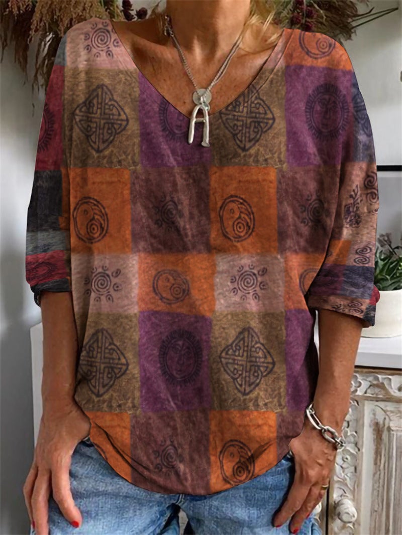 Independent Station Wish2023 Loose Long Sleeve Geometric Pattern 3D Digital Printing V-Neck Half Sleeve T-Shirt For Women - Image 1