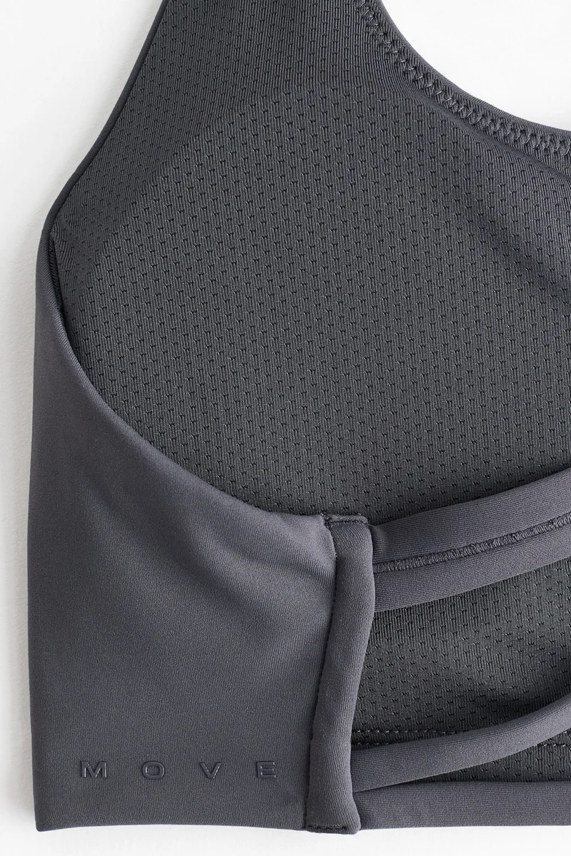 H&M Medium Support Sports bra with SculptMove™,