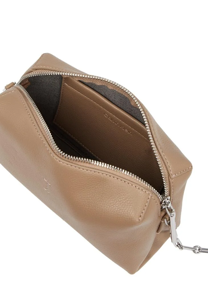 CALVIN KLEIN Plaque Detailed  Crossbody