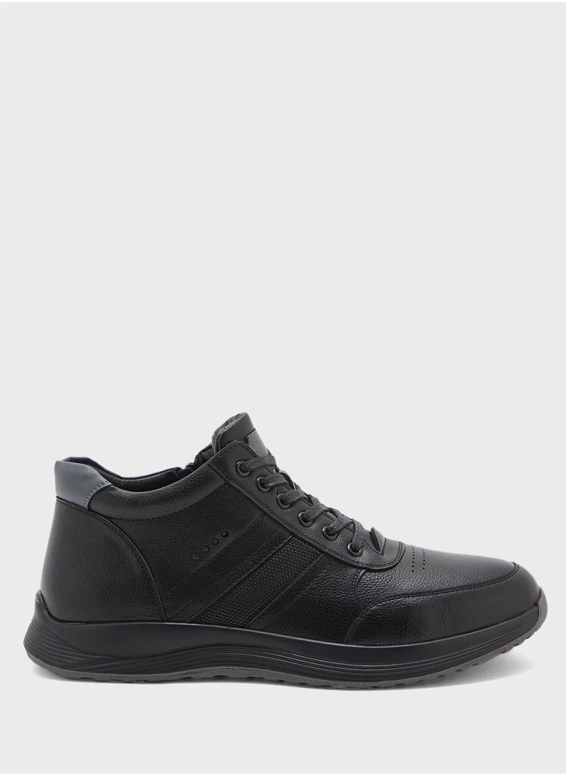 روبرت وود Smart Casual High Top Sneakers