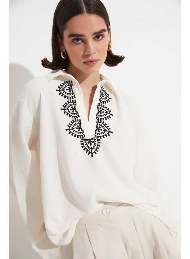 جون June Women Cotton Polo Neck Embroidery Detailed Blouse White