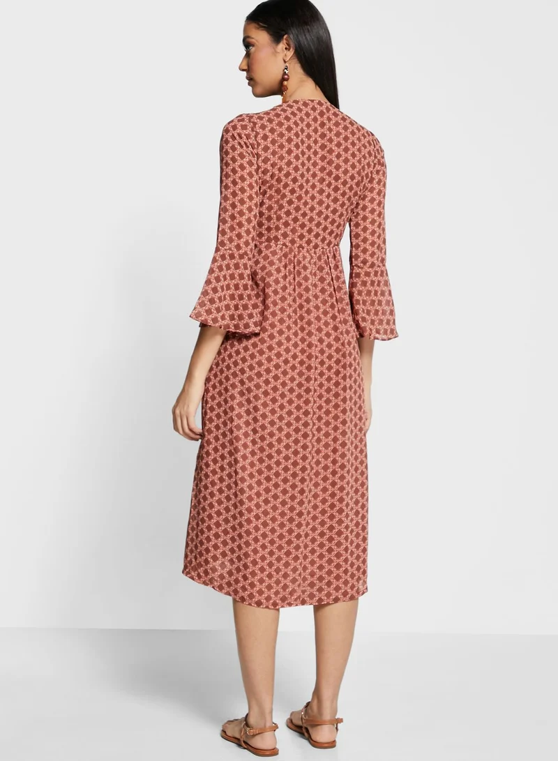 indya Geo Embroidered Bell Sleeve A-Line Tunic