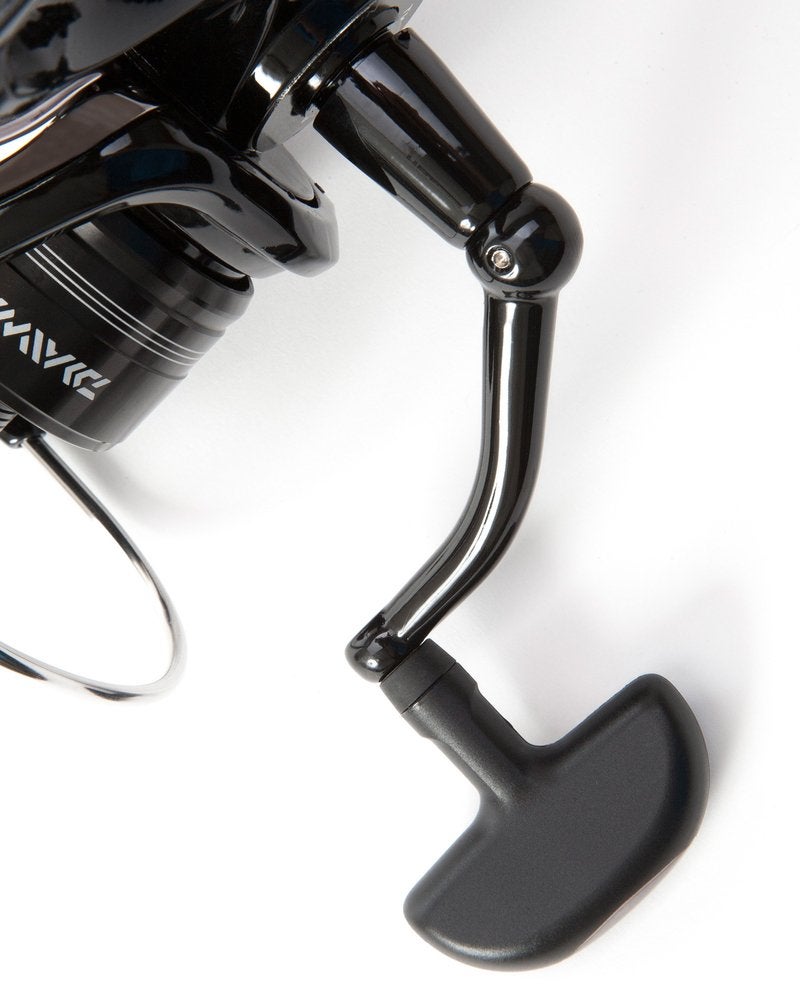 Daiwa New DAIWA Black Widow BR 4500 BITE N Run Fishing Reel BWBR4500A - Image 5