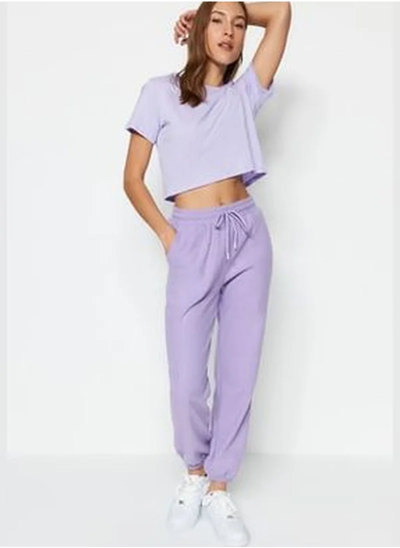 trendyol Lilac Thessaloniki. Comfortable fit. Pocket Sportswear Sweatpants TWOAW21EA0168.