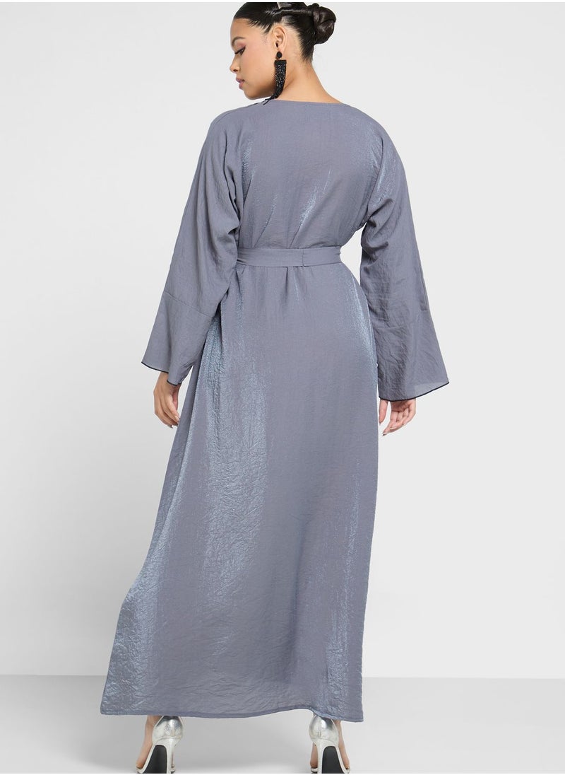 hayas closet - V-Neck Embroidered Jalabiya - Image 1