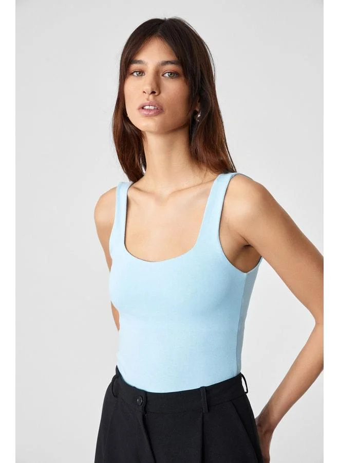 Grimelange Sanukı Women's Slim Short Cutout Neck Blue Blouse.