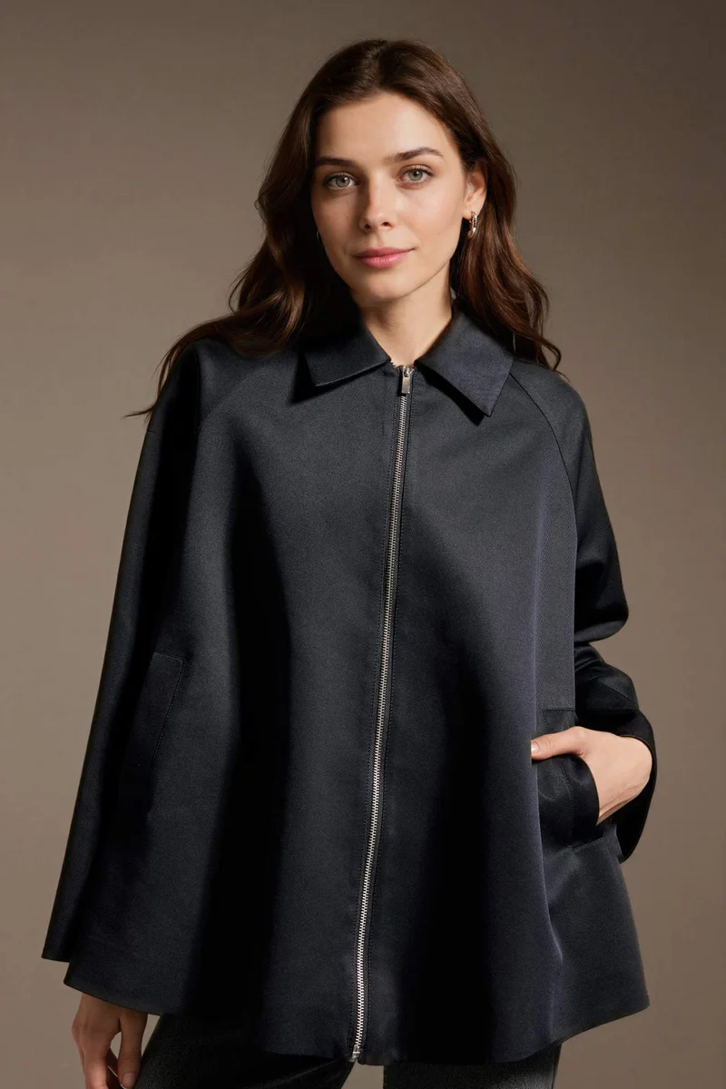 ديفاكتو Loose Fit Gabardine Trenchcoat