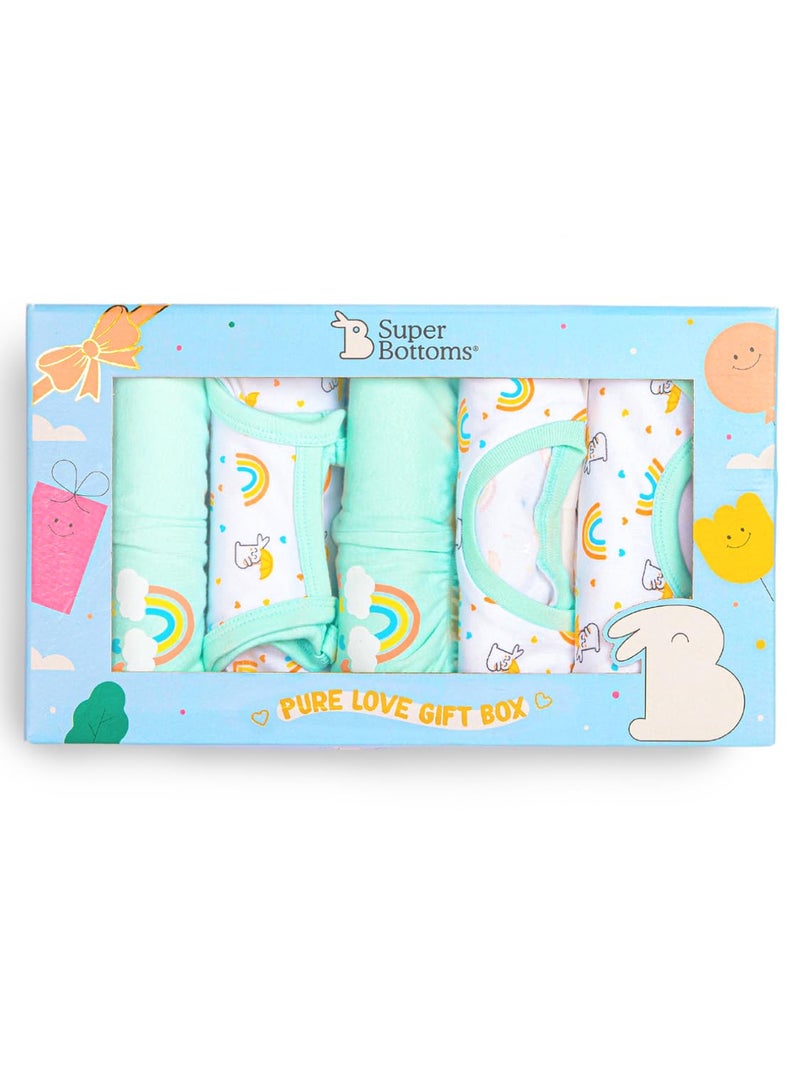 Superbottoms صندوق هدايا أساسيات المواليد الجدد - 5 قطع | ملابس أطفال من 0-6 أشهر | مجموعة المواليد الجدد | هدايا المواليد الجدد | مجموعة ملابس - رومبر، تي شيرت، جابلا مربوطة، بنطال، شورت - Image 2