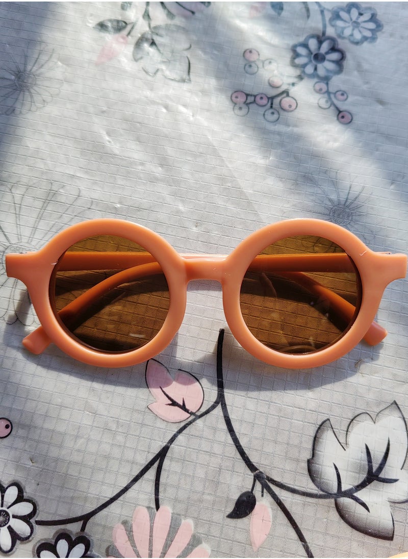 Generic - Retro Cute Round Sunglasses for Children, Girls, and Boys UV400 Protective Sunglasses - Image 1