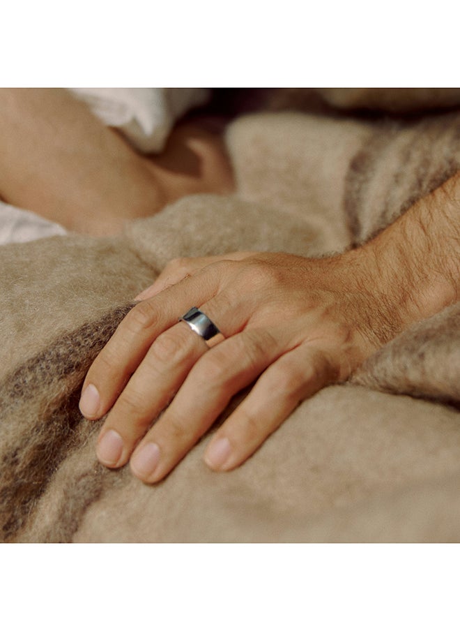 OURA - Oura Ring 4 - Silver - Size 10 - Smart Ring - Size First with Oura Ring 4 Sizing Kit - Sleep Tracking Wearable - Heart Rate - Fitness Tracker - Up to 8 Days of Battery Life - Image 1