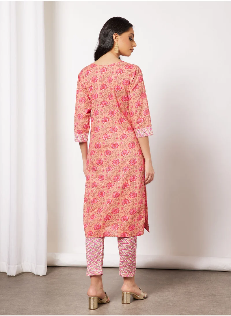 HANA & SARA Print Short Kurta With Pants
