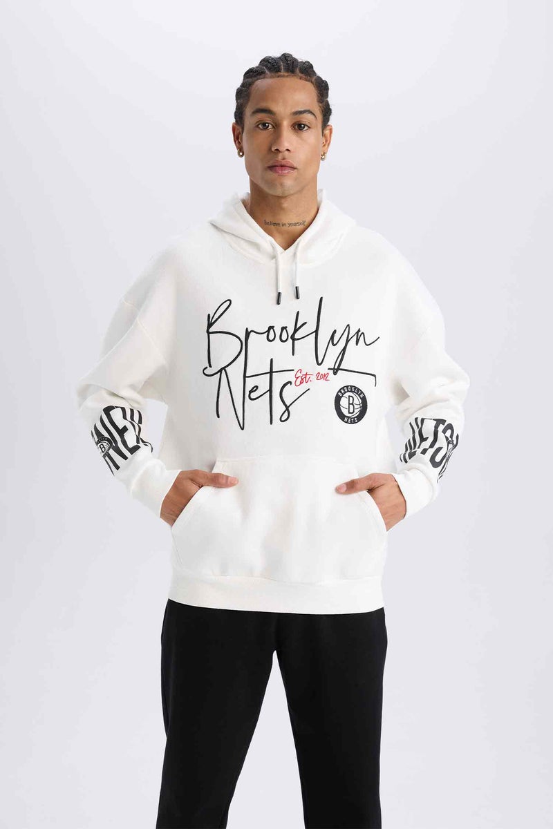 DeFacto Man DeFactoFit NBA Brooklyn Nets Oversize Fit Hooded Thick Sports Sweatshirt  - Image 4