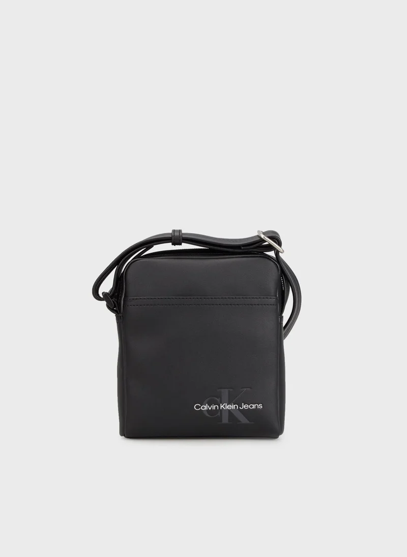 كالفن كلاين جينز Monogram Messenger Bag