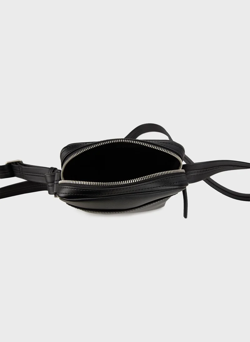 كالفن كلاين جينز Monogram Messenger Bag