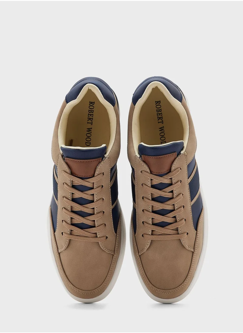 روبرت وود Caasual Sneakers