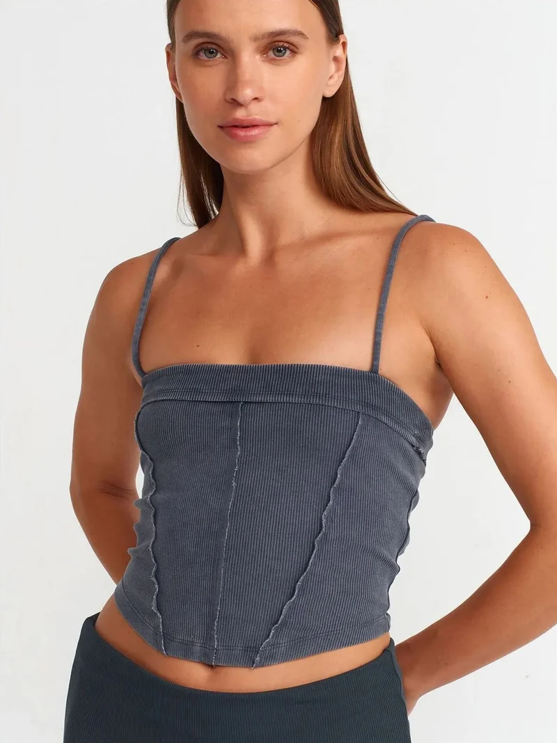 ديلفين Dilvin Ribbed Square-Neck Crop Top