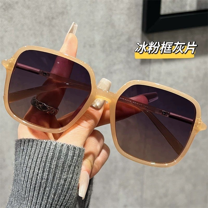 Korean-type large-frame sunglasses for women can be equipped with high-level myopia black-frame large-face slimming anti-ultraviolet sunscreen sunglasses - Image 4