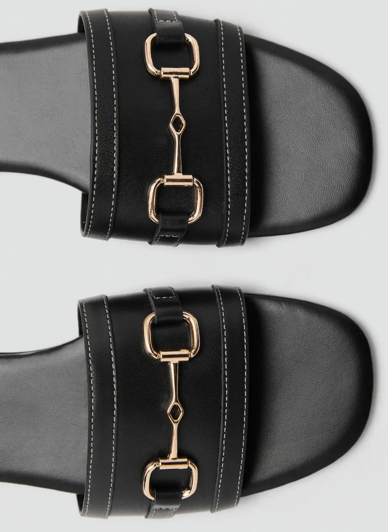MANGO Casual Buckle Leather Sandals