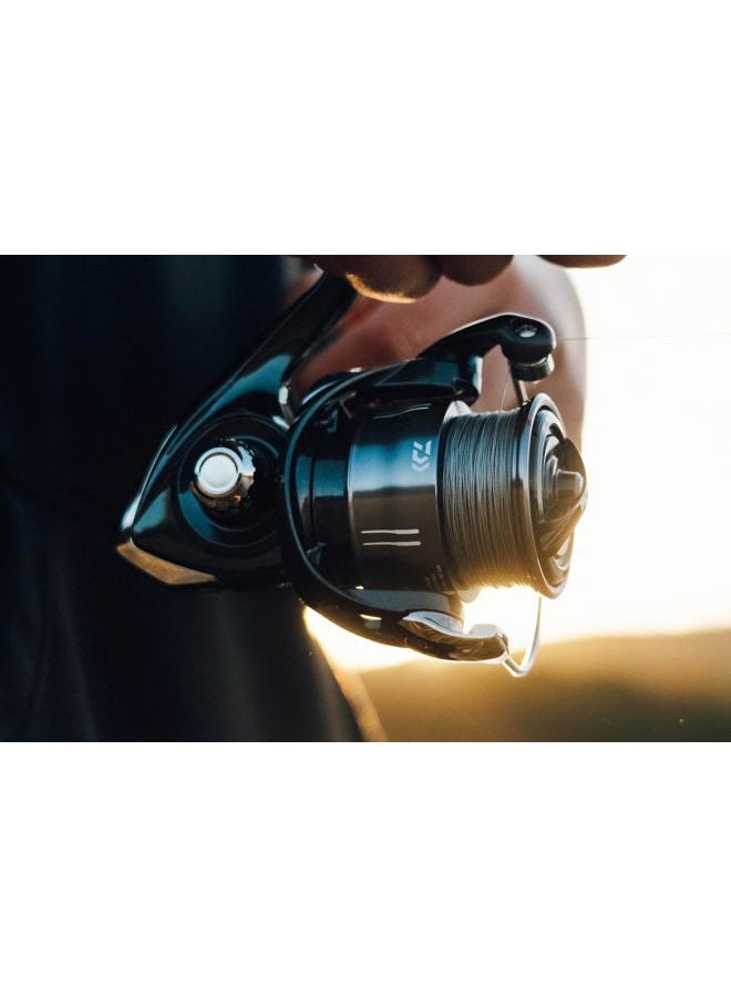 Daiwa بكرة كروس فاير LT – تصميم AIRDRIVE خفيف الوزن، تروس Digigear المتينة، بكرة LC-ABS، نظام سحب ATD Type-L - Image 3