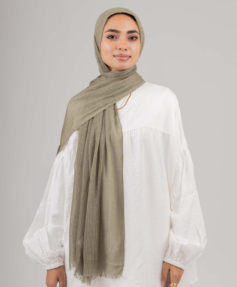 Elegant Linen Scarf — Ecru Beige