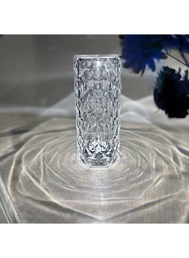 مصباح طاولة أكريليك ماسي الشكل، تحكم باللمس - 3 ألوان إضاءة، مصباح ليلي LED قابل للتعتيم، مصباح سرير مزخرف بتصميم كريستالي - أبيض - Image 4