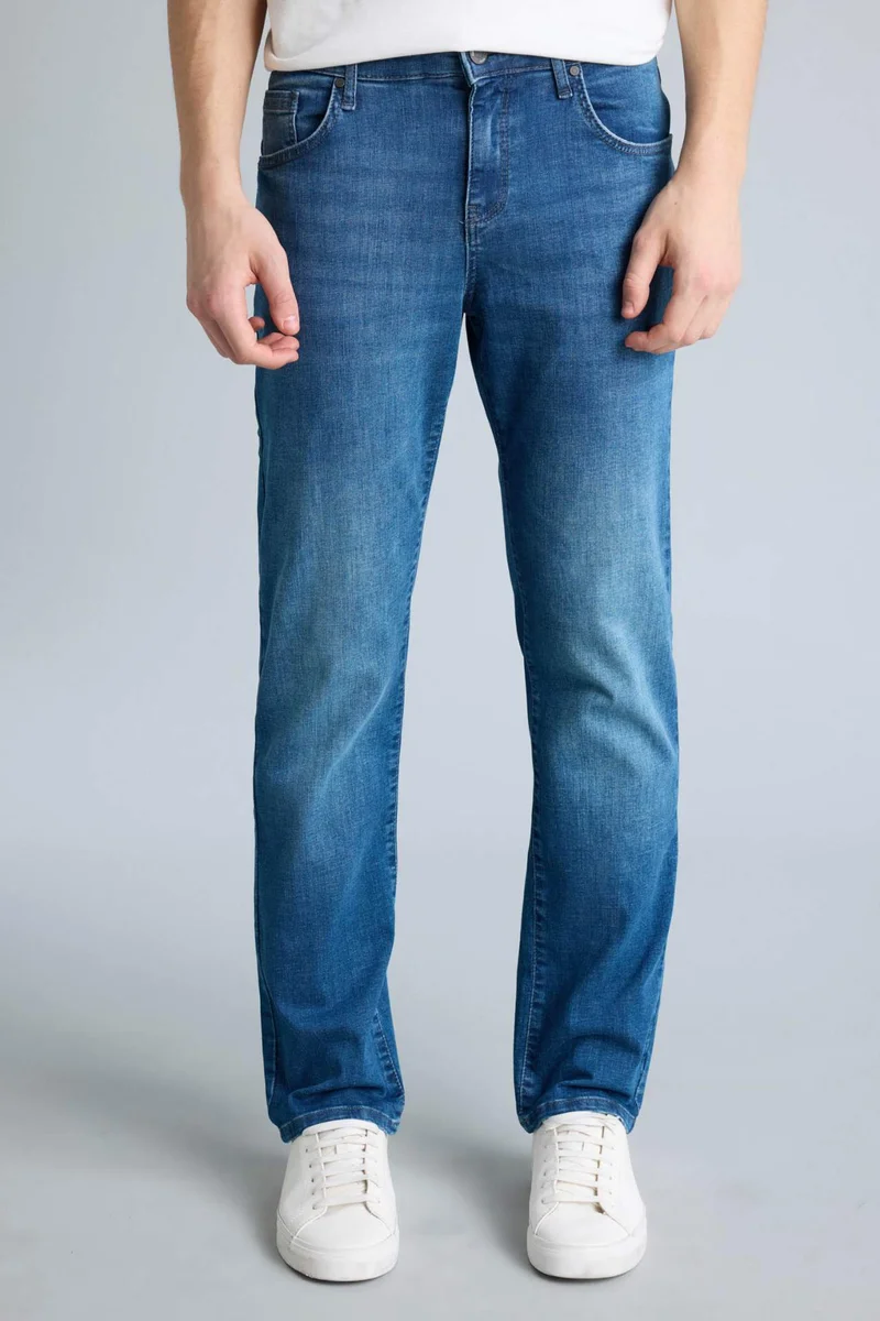 Defacto  Sergio Regular Fit Jeans for Men | Best Price UAE