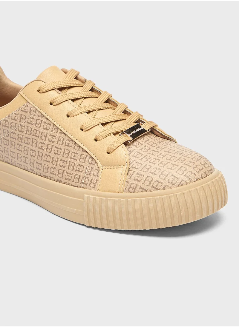 شو اكسبرس Lace Up Low Top Sneakers