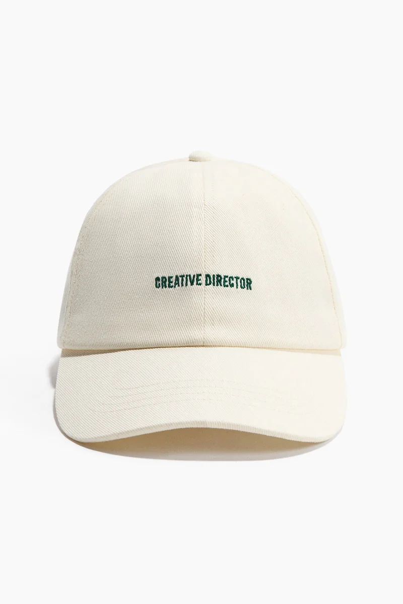 اتش اند ام قبعة من قطن التويل بتفاصيل مزخرفة