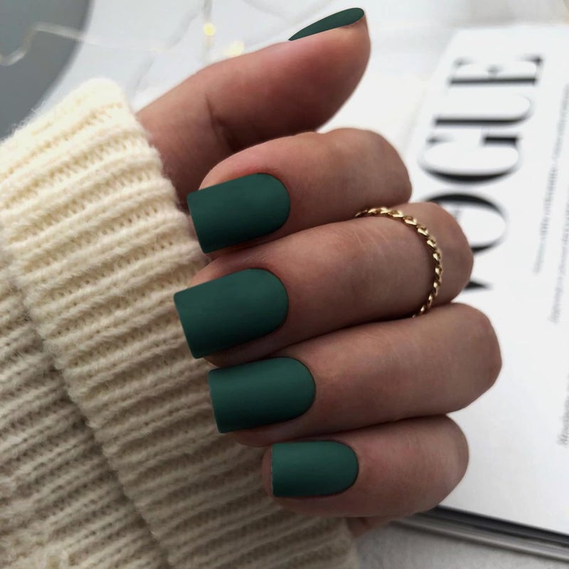 XCREANDO Matte Emerald Green Press on Nails Short Square Fake Nails Short Square Nails Press ons, Soft Gel Acrylic Glue on Nails Stick on for Women Thick Solid Color 24pcs - Image 3