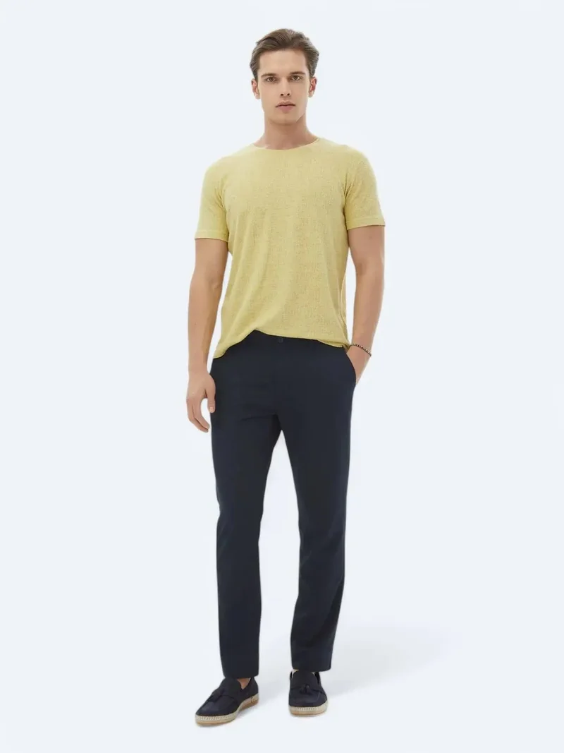 كيب بنطال كاجوال ضيق بقصة ضيقة من قماش منسوج باللون الأزرق الداكن