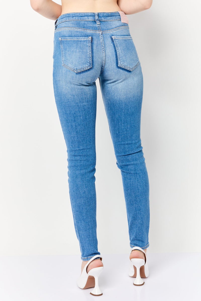 Scotch & Soda جينز دنيم ضيق للنساء، مغسول وقابل للتمدد، أزرق - Image 4