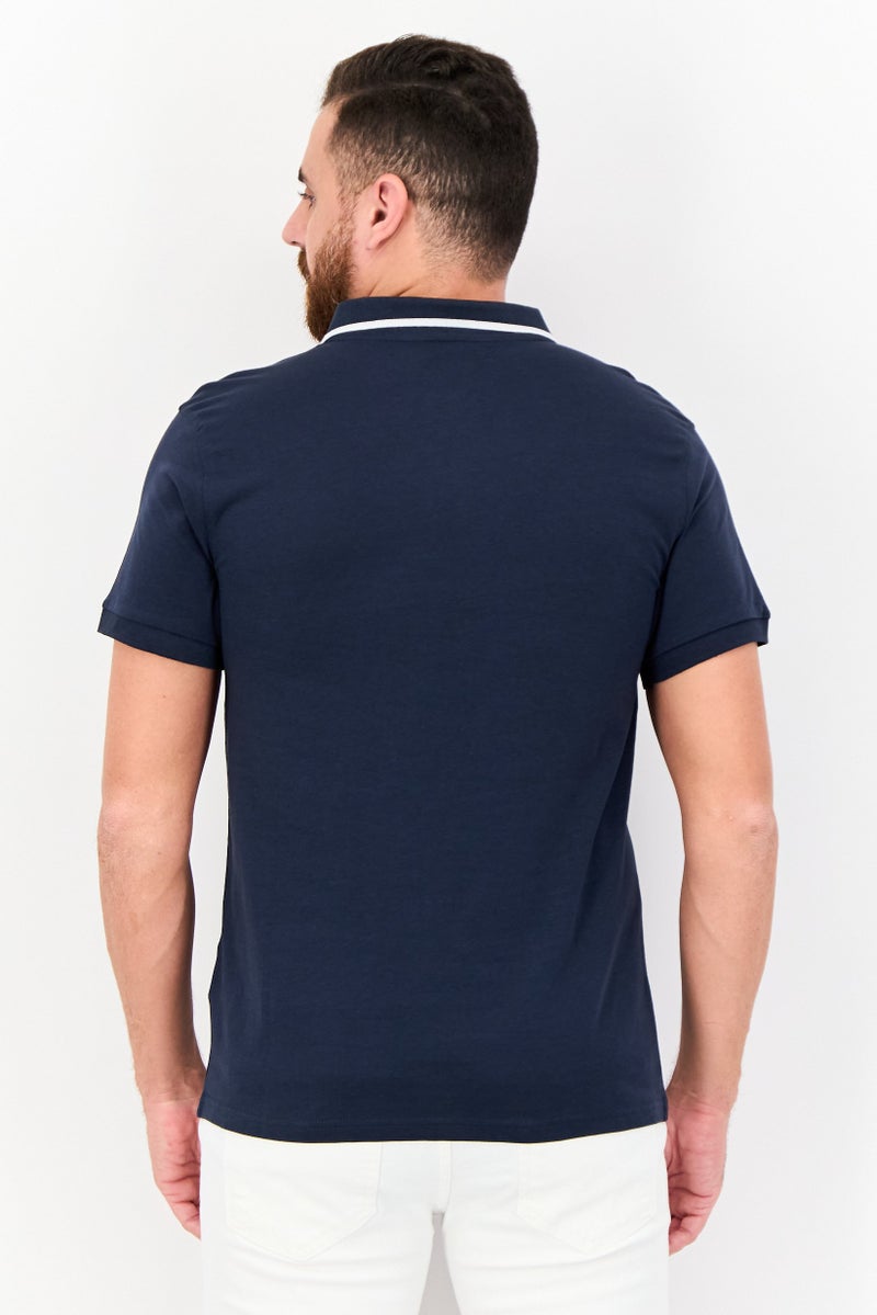 Paul Frank قميص بولو بأكمام قصيرة مزخرف للرجال بتصميم عادي، أزرق داكن - Image 3