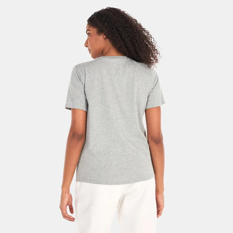 Nike Women's Sportswear Essentials Logo T-Shirt