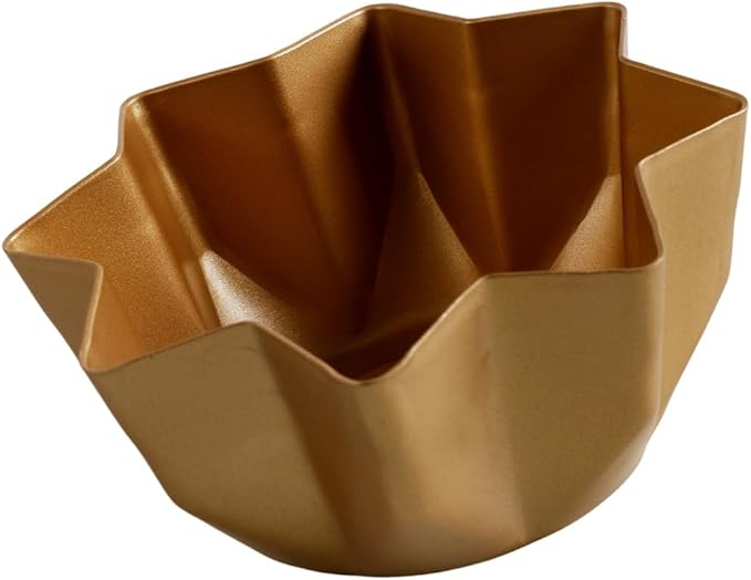 Gold Aluminum Star Cake Pan With Central Tube For Tall Cakes And Uniform Heat Distribution Oven Safe 200g