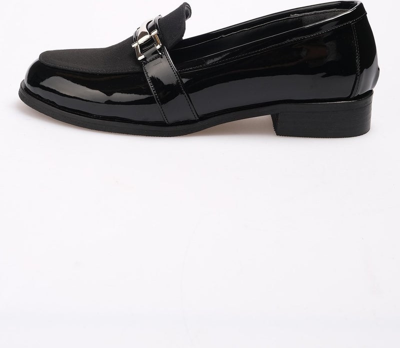 Mio Gusto Black Patent Leather Women's Oxford Shoes  - Image 5